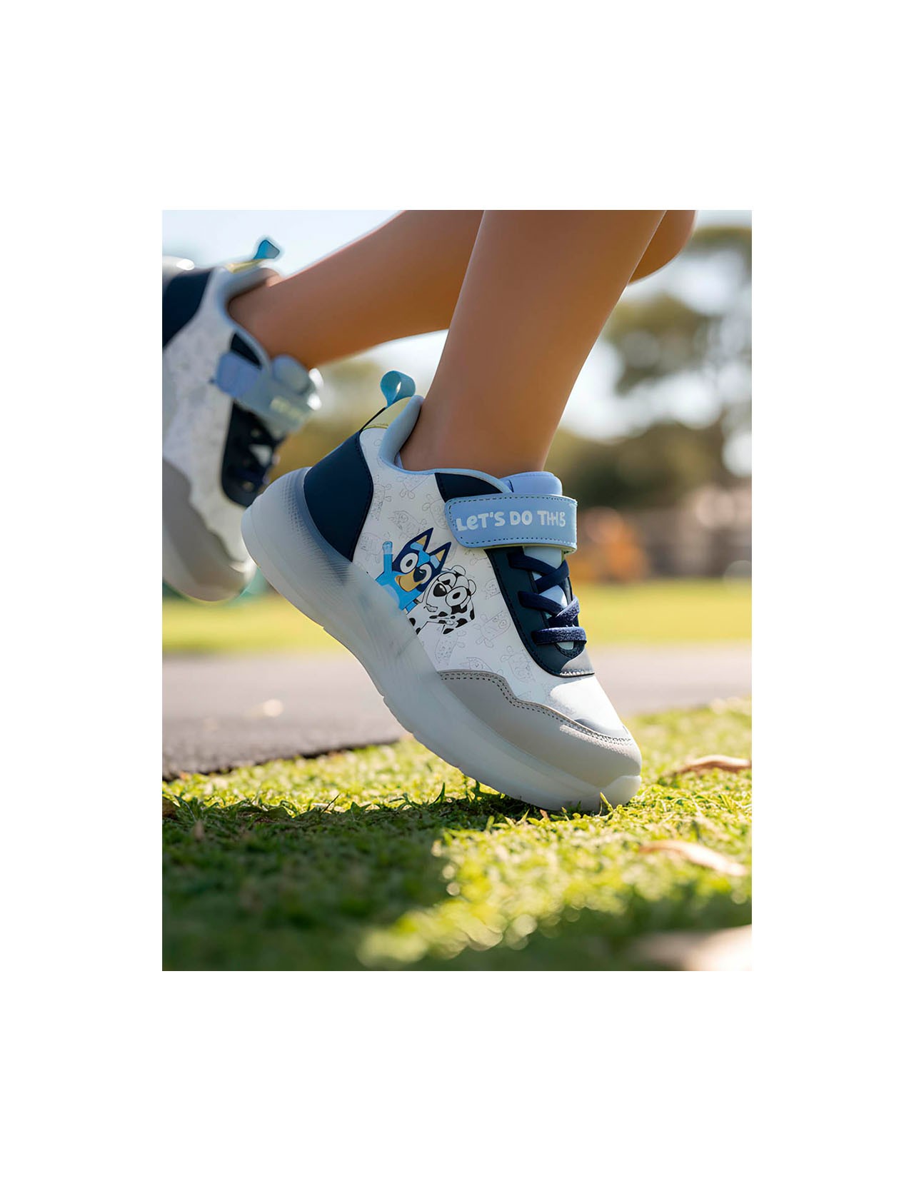 Tenis Bluey con Luces Gris para niño